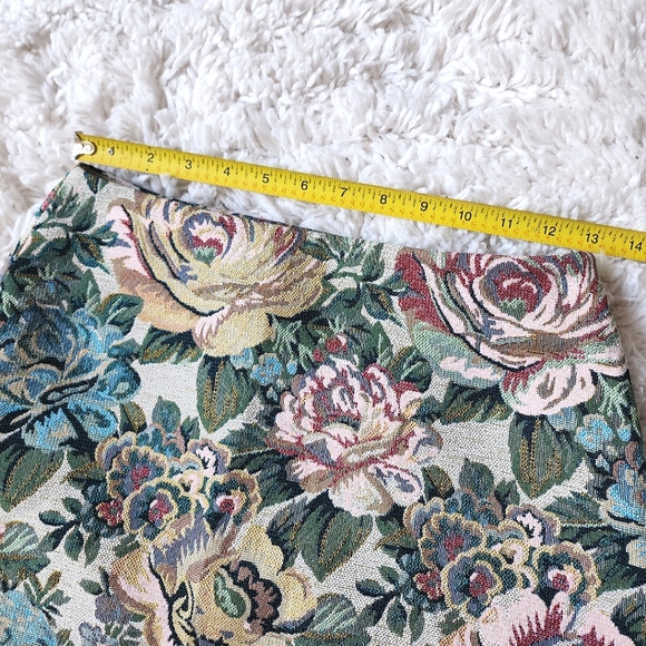 & Other Stories Floral Jacquard Mini Skirt - Picture 6 of 10